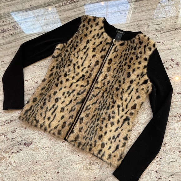 Ann Taylor Faux Fur Leopard Front Full Zip Sweater Jacket Women's size MP - Picture 1 of 11